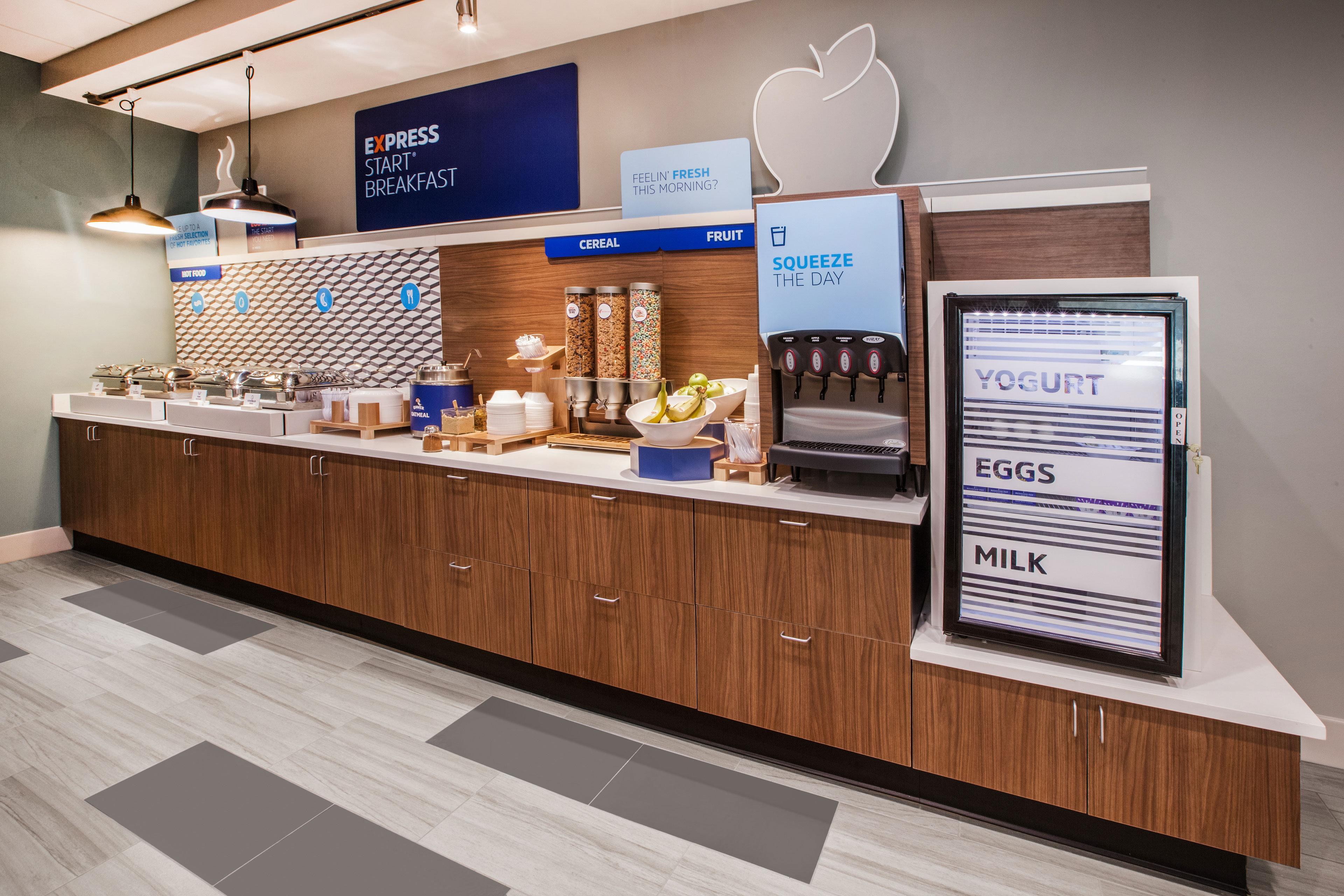 Holiday Inn Express & Suites Troy By Ihg Exteriér fotografie