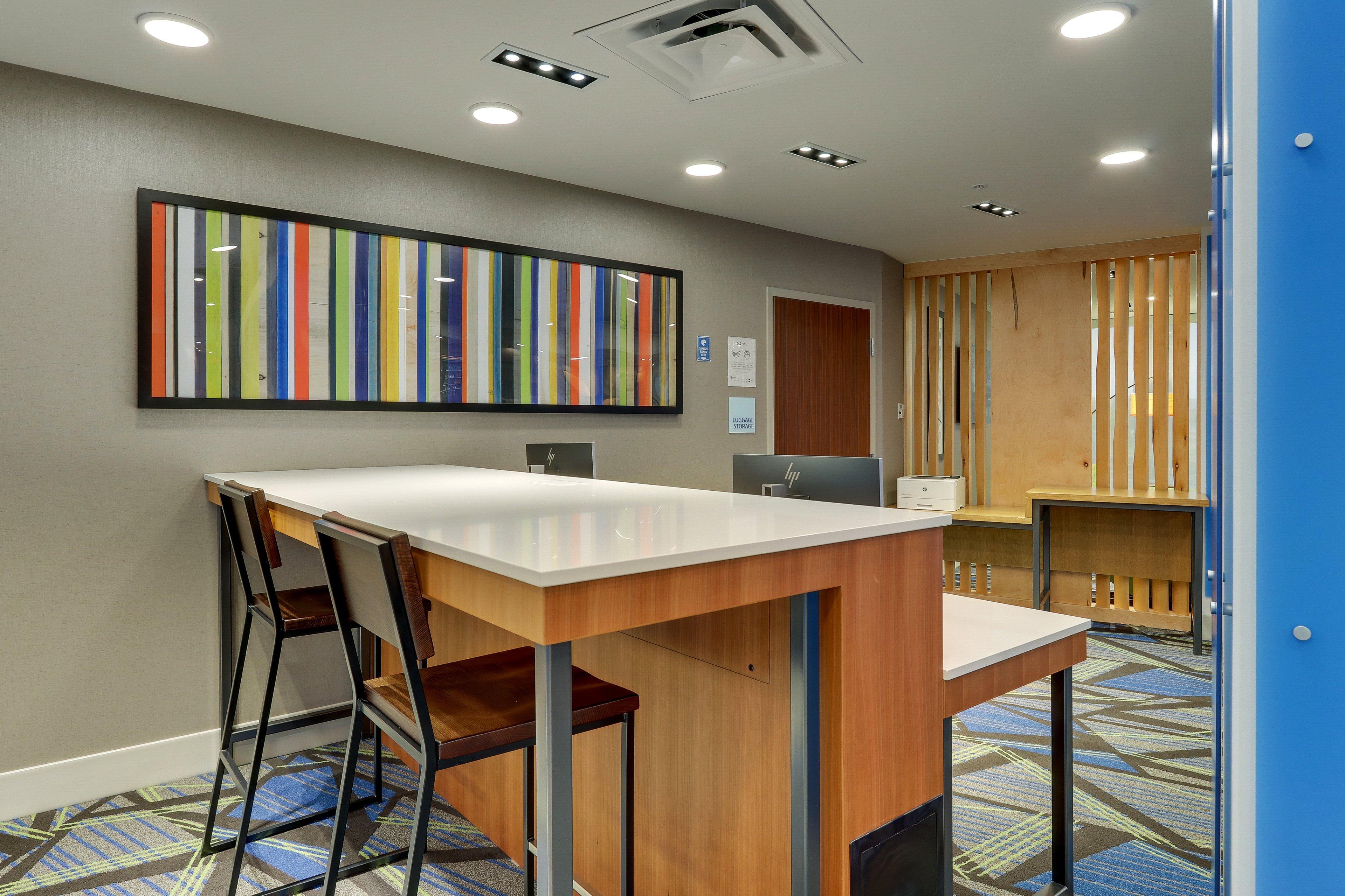 Holiday Inn Express & Suites Troy By Ihg Exteriér fotografie